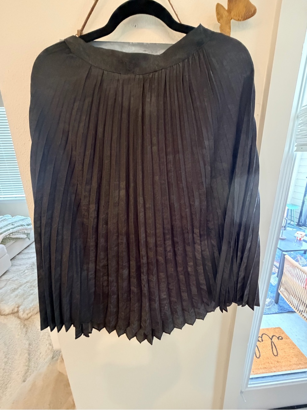 Skies Are Blue Black Pleated Midi Skirt
